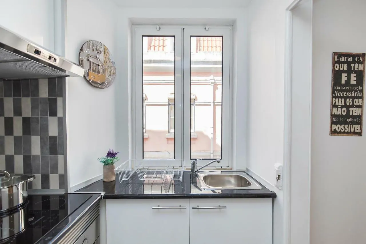 Elegant Lisbon Heart Apartment